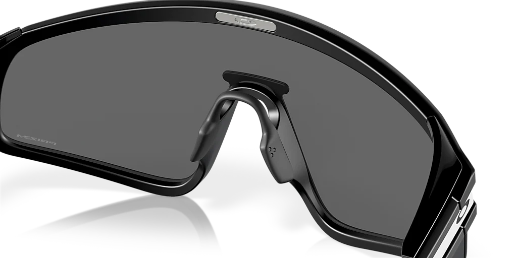 OO9404 Latch Panel Oakley Black L - Image 3