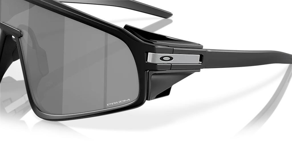 OO9404 Latch Panel Oakley Black L - Image 7